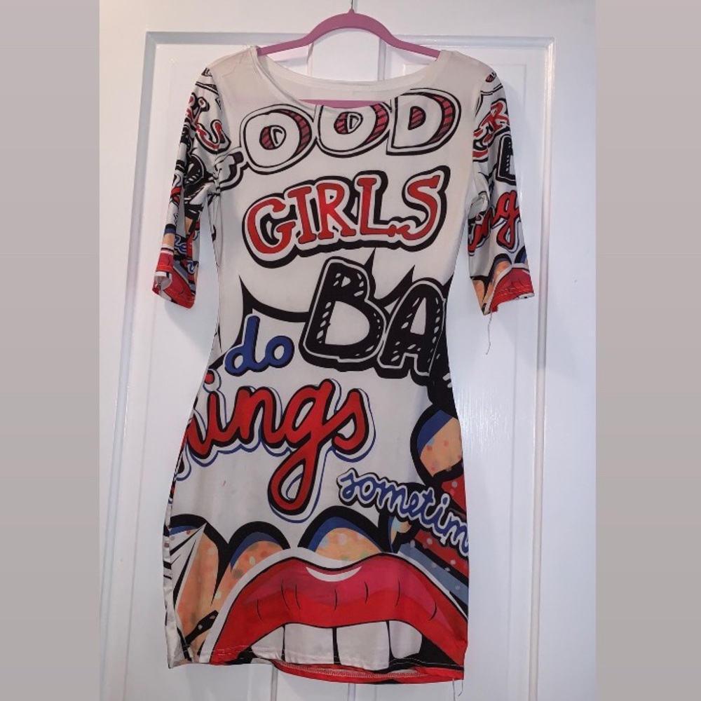 Form fitting dress with graphics